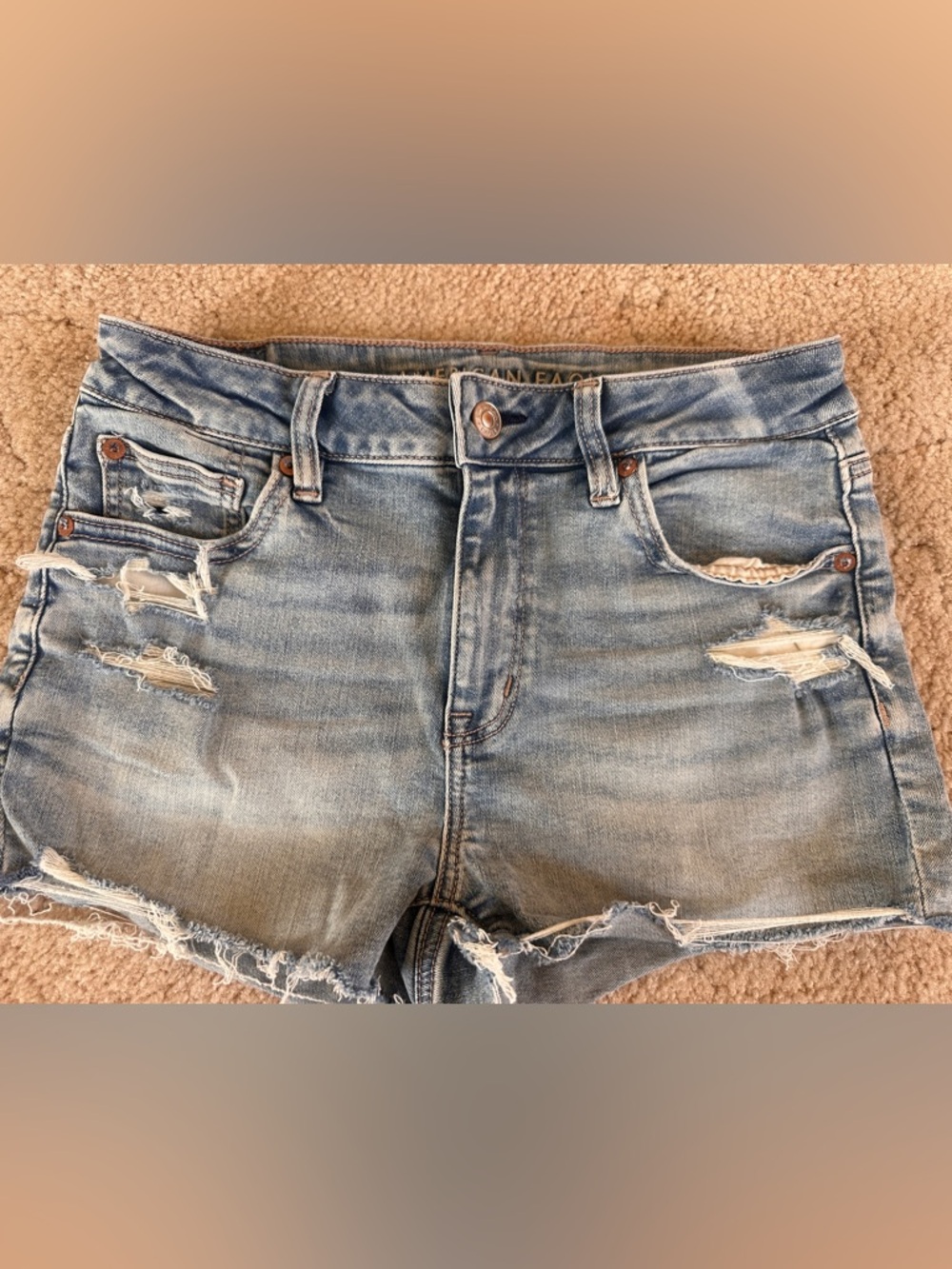 American Eagle Outfitters Light Blue Distressed Women's Jean Shorts